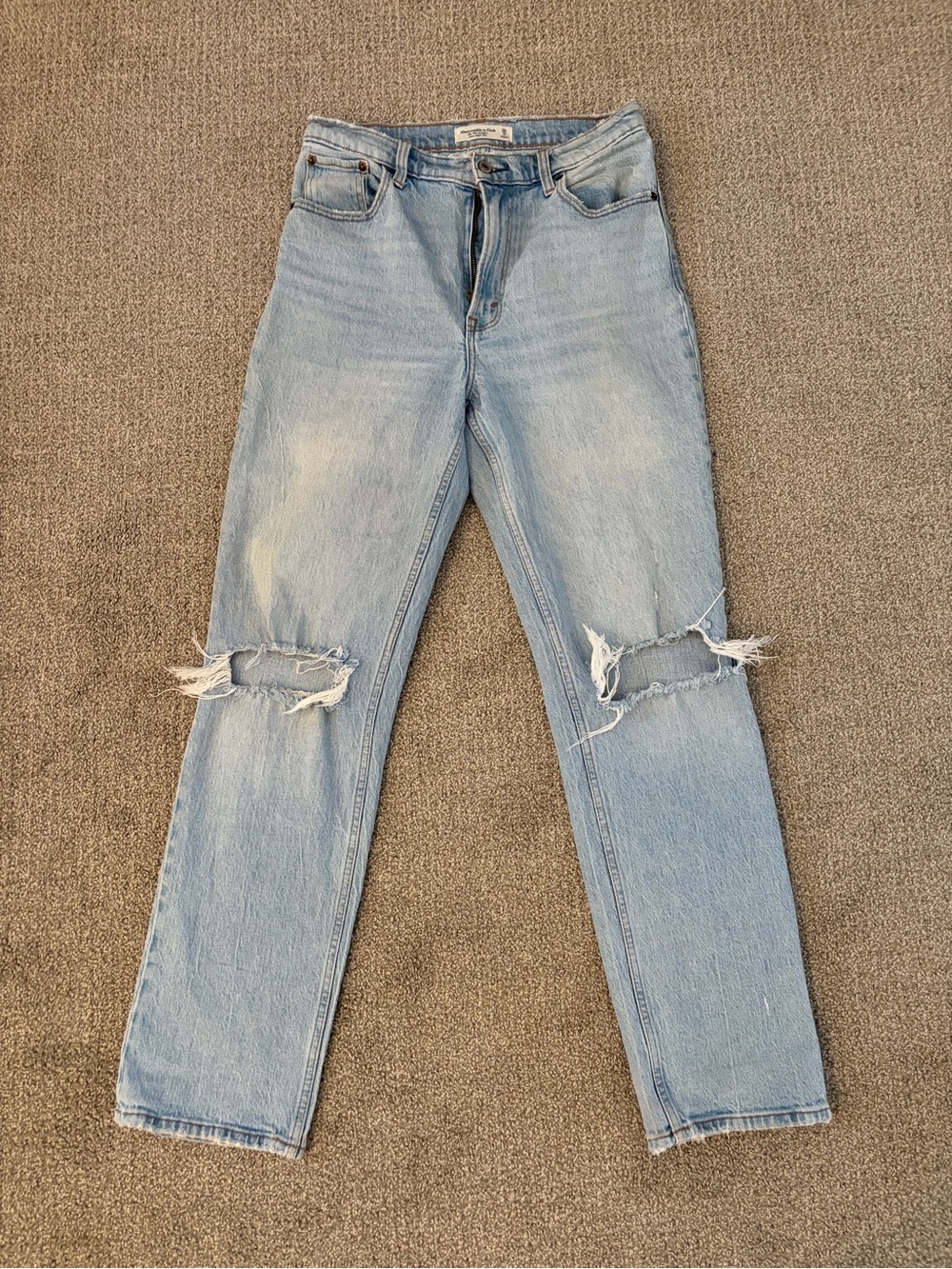 Abercrombie & Fitch Light Wash The 90s Straight - Ultra High Rise